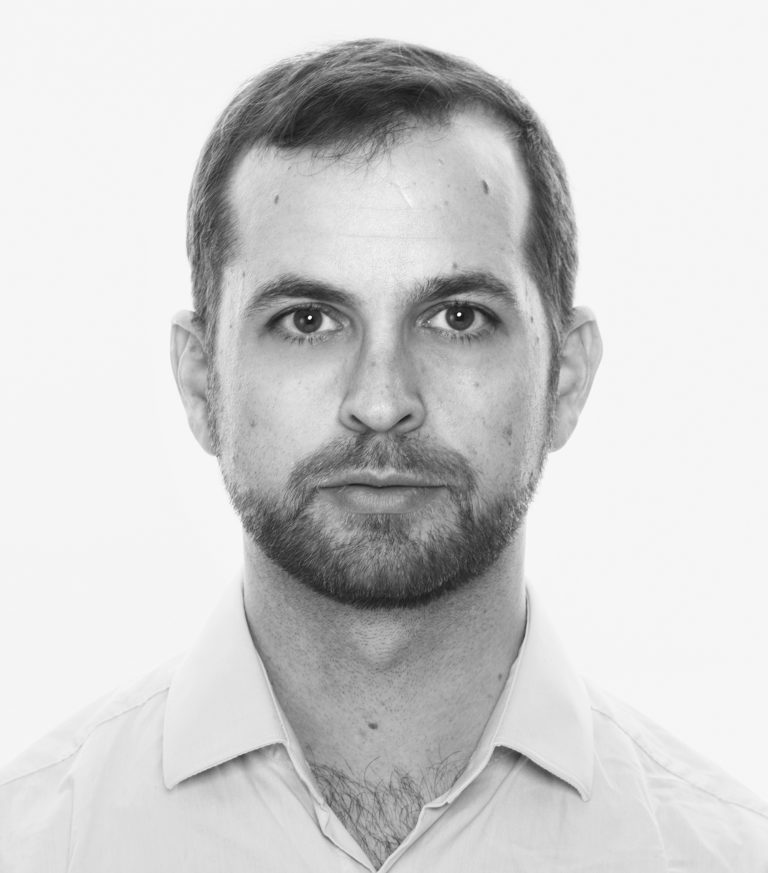 Jonas_Nart_n-768x873